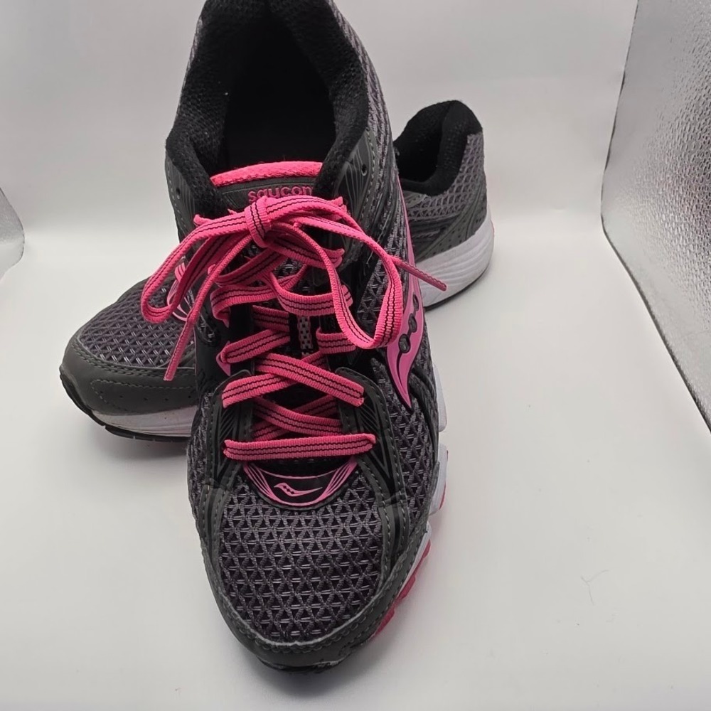 Saucony Ignition‎ 5 Women's Running Shoes Pink Black Gray Athletic Sneakers